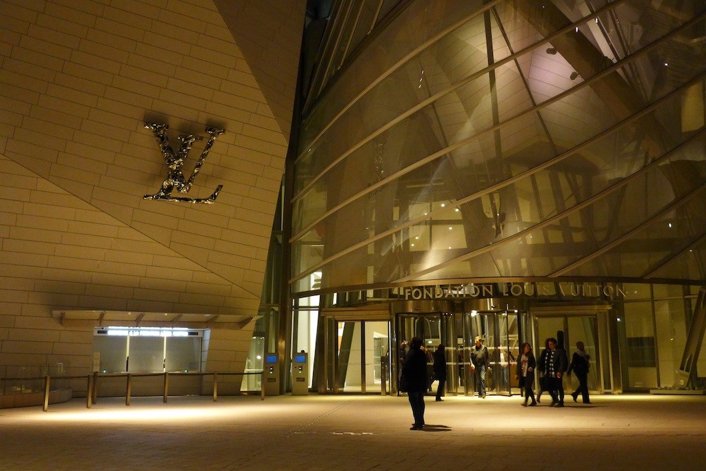 Entrance Fondation Louis Vuitton