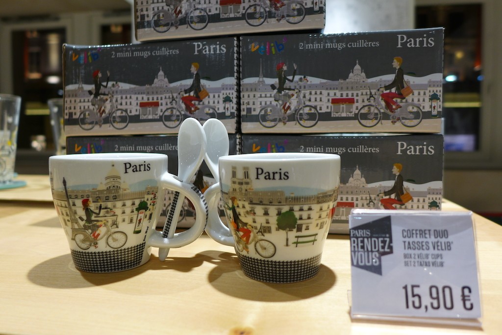 Paris rendez vous Velib coffee cups