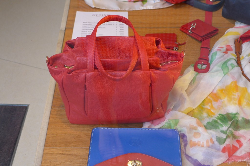 Florence-Ottino-red handbag