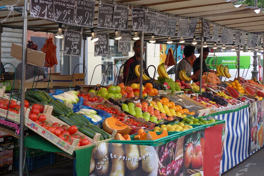 Marche Aligre Paris-colourful stand