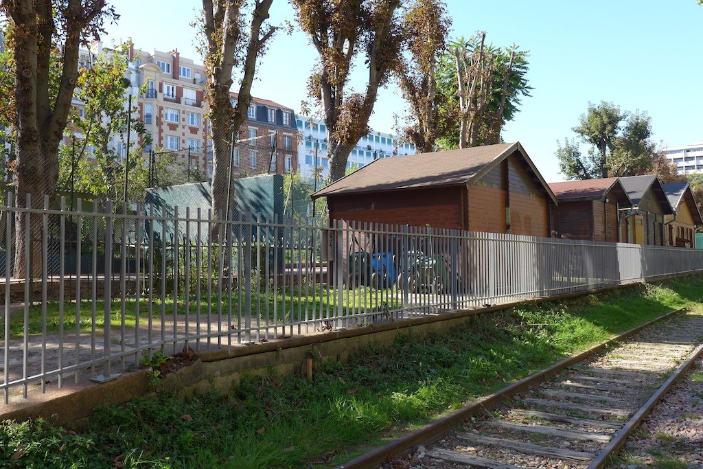 Petite Ceinture du 15eme-Paris-club de tennis