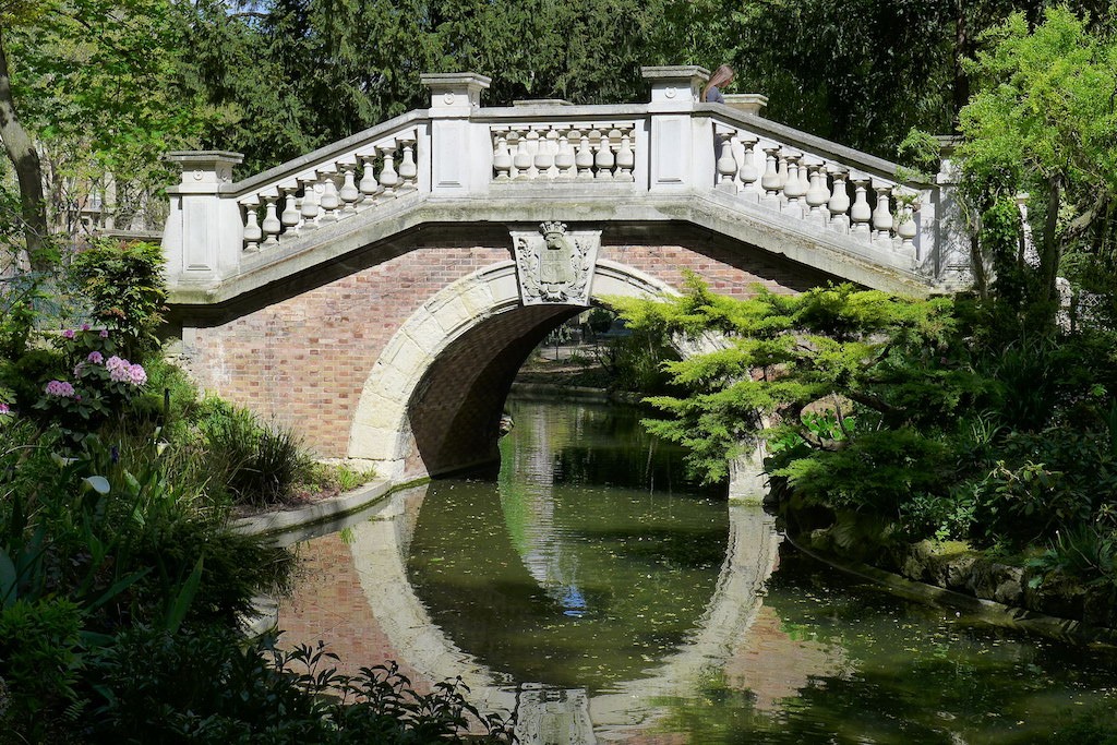 Parc Monceau Paris - The Italian Bridge