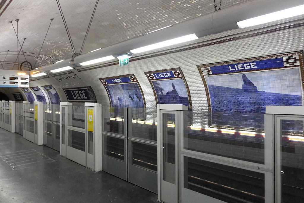 Metro-station-liege-paris