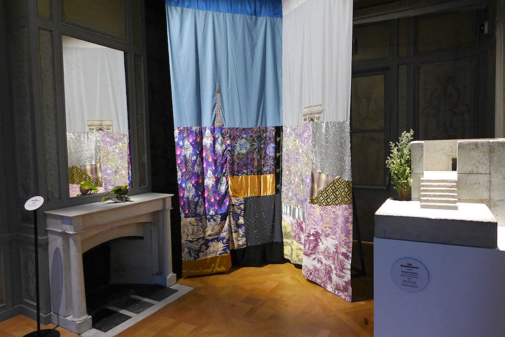 Women House - Room 5 - Empreintes