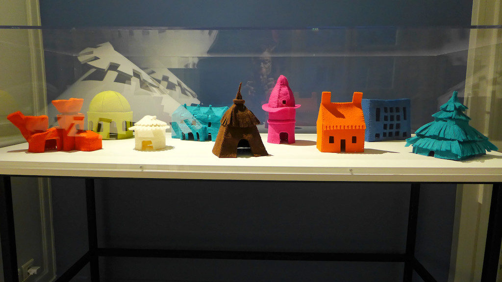 Women House-Laure Tixier-Felt Houses-1