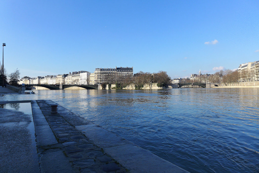 The Pont de Sully and the Ile Saint Louis in the background