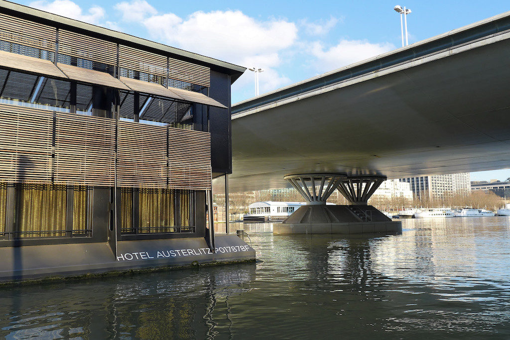 The Off, an hotel on the Seine