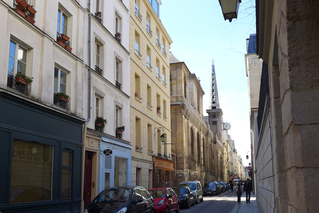 Walking on the Ile Saint Louis: A Unique Atmosphere in Paris! - Good Morning Paris The Blog