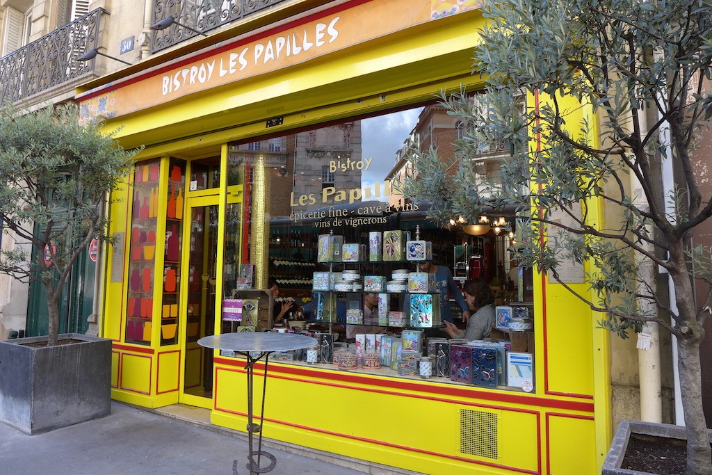 Paris-Restaurant Les Papilles